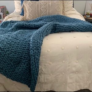 Chunky knit wool throw by Amity Home